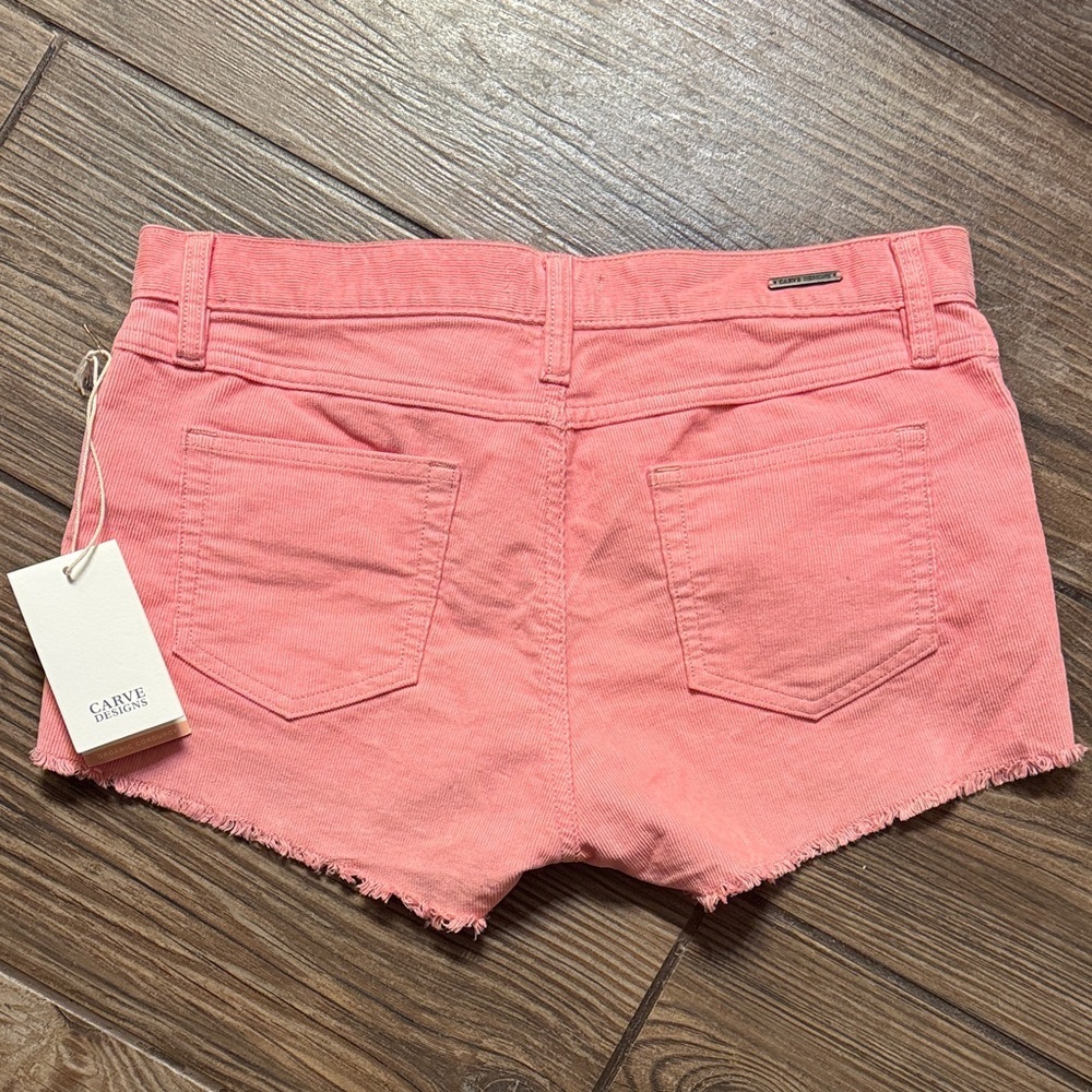 Carve Designs Oahu 2” Shorts, Size 4 - Picture 7 of 7